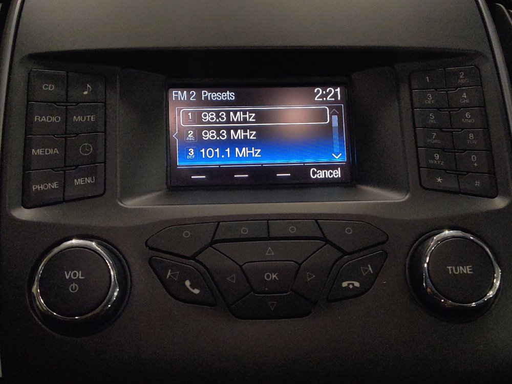 Used 2018 Ford Edge SE AWD/4WD image 25