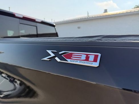 Used 2020 GMC Sierra 1500 SLT w/ SLT Premium Plus Package AWD/4WD image 35