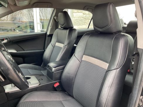 Used 2013 Toyota Camry SE image 15