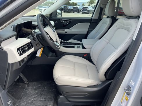 New 2025 Lincoln Aviator Reserve image 23