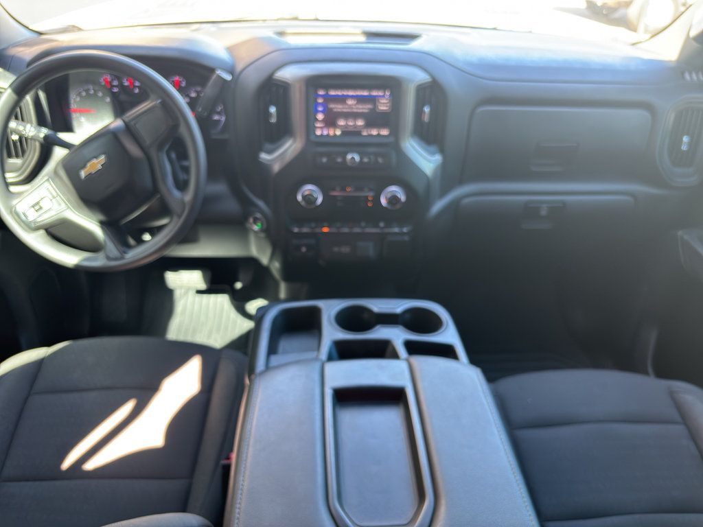 Used 2024 Chevrolet Silverado 2500 Custom w/ Custom Value Package AWD/4WD image 23