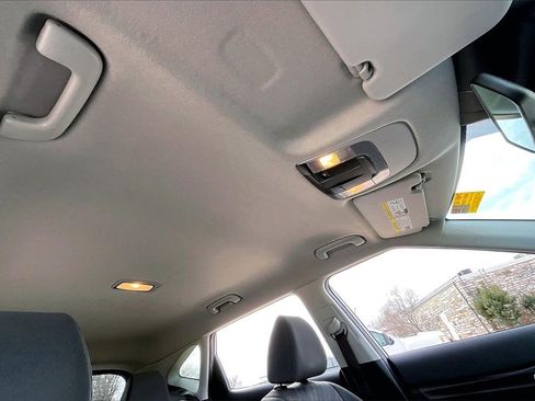 Certified 2022 Kia Seltos LX image 17