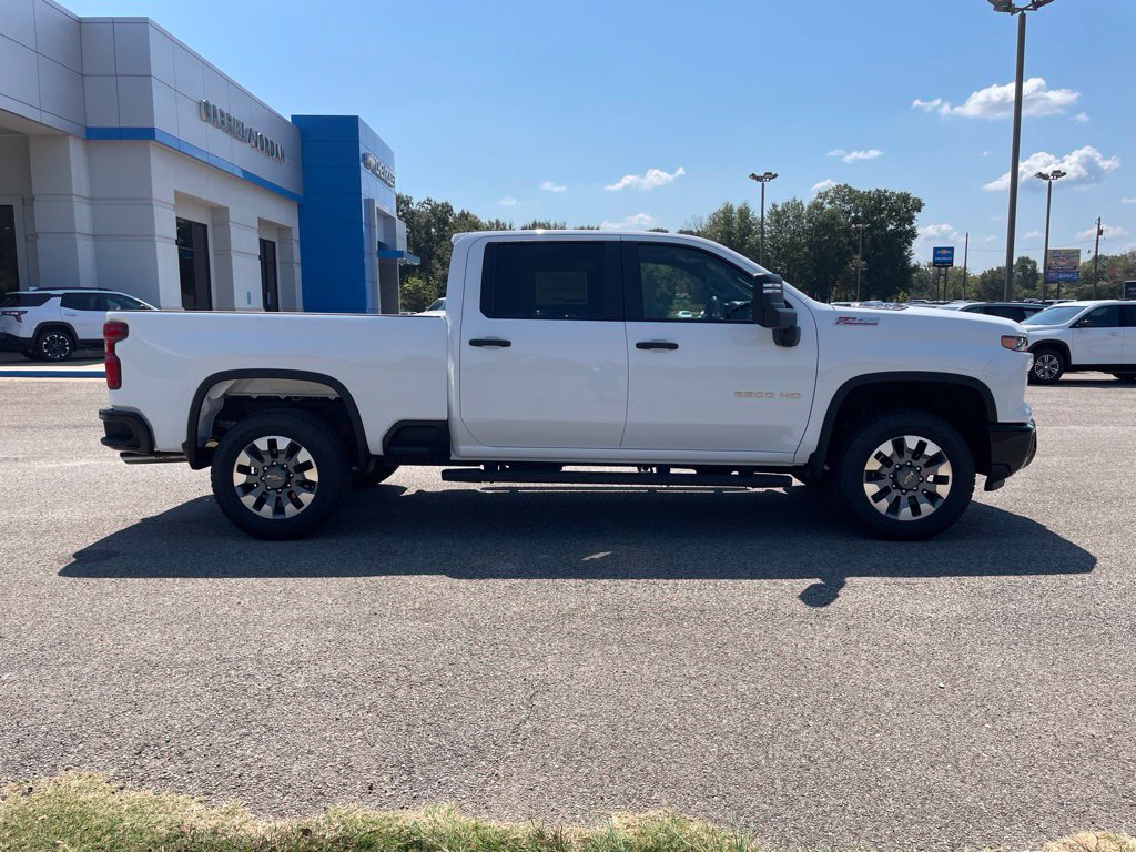 New 2026 Chevrolet Silverado 2500 Custom w/ Custom Convenience Package AWD/4WD image 7