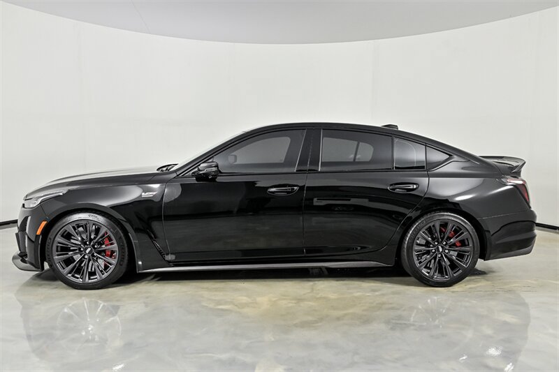 Used 2024 Cadillac CT5 V Blackwing w/ Carbon Fiber Package 2 RWD image 7