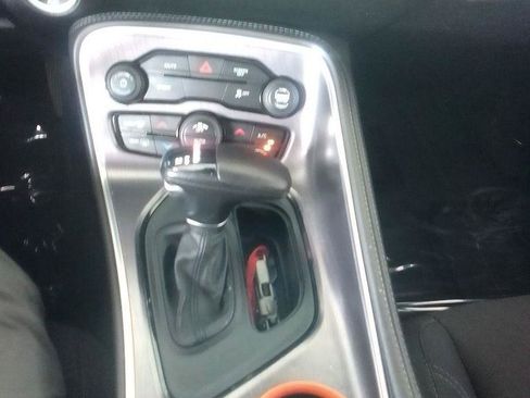 Used 2018 Dodge Challenger SXT RWD image 11