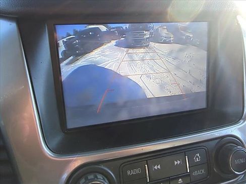 Used 2019 Chevrolet Suburban LT w/ LT Signature Package image 10