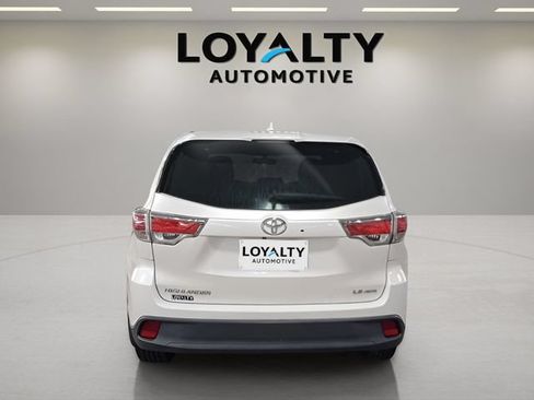 Used 2014 Toyota Highlander Plus AWD/4WD image 4