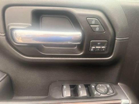 Used 2019 GMC Sierra 1500 SLT w/ SLT Premium Package AWD/4WD image 12