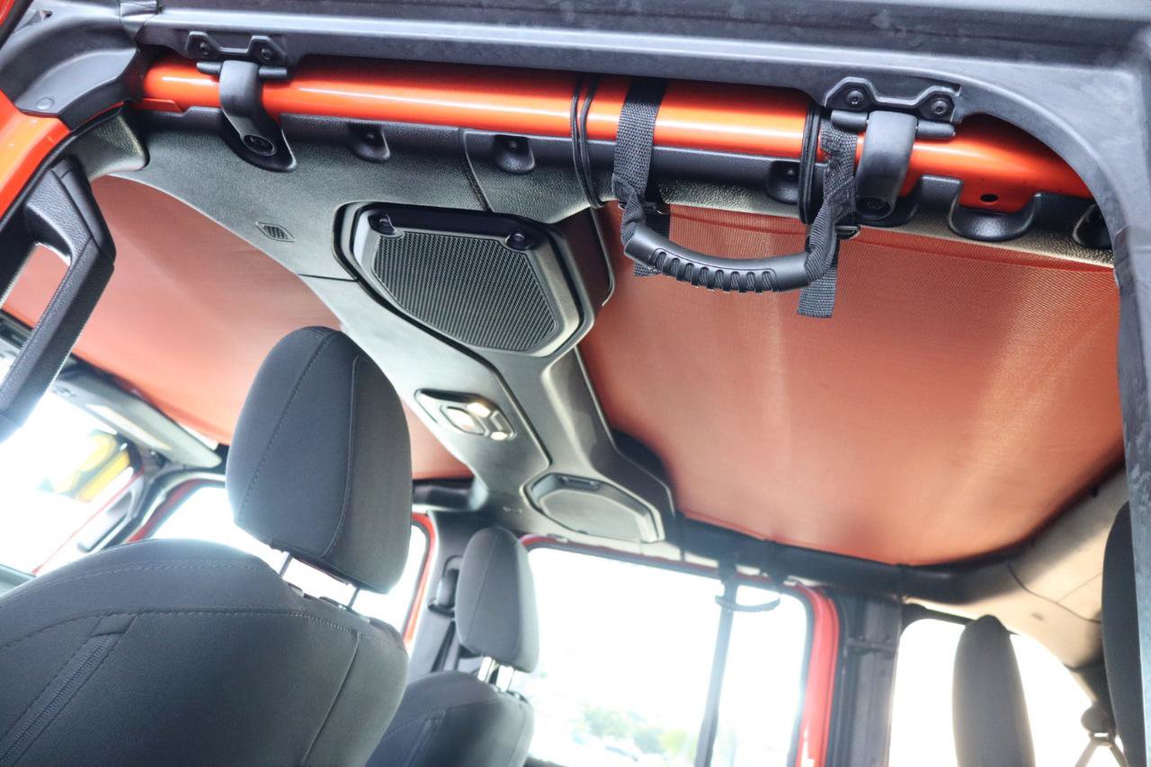 Used 2019 Jeep Wrangler Unlimited Sahara AWD/4WD image 33