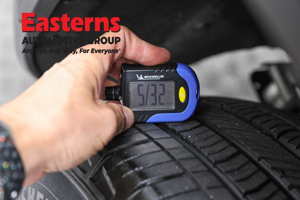 Used 2023 Jeep Grand Cherokee 4WD 4xe image 36