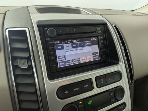 Used 2007 Ford Edge SEL image 19