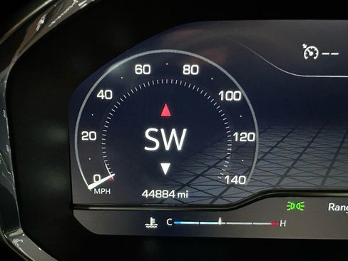 Used 2023 GMC Sierra 1500 SLT w/ SLT Premium Package AWD/4WD image 32