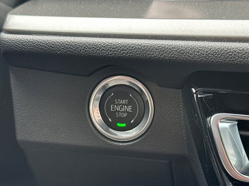 New 2025 Chevrolet Traverse LT w/ Enhanced Driving Package image 25