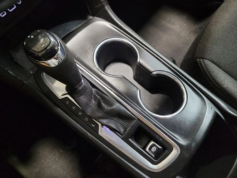 Used 2020 Chevrolet Equinox LT image 26