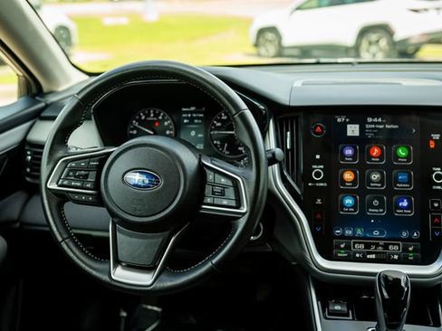 Certified 2025 Subaru Outback Premium AWD/4WD image 6