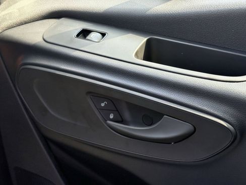 New 2025 Mercedes-Benz Sprinter 2500 image 24
