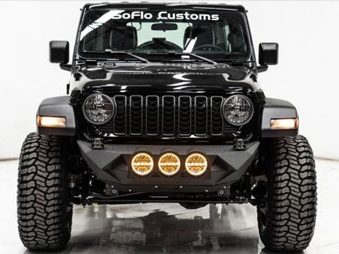 Used 2026 Jeep Wrangler Unlimited Sport image 4