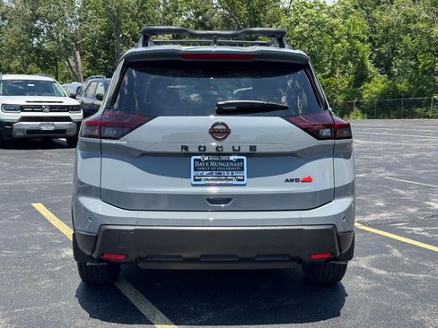 Used 2026 Nissan Rogue SV AWD/4WD image 6