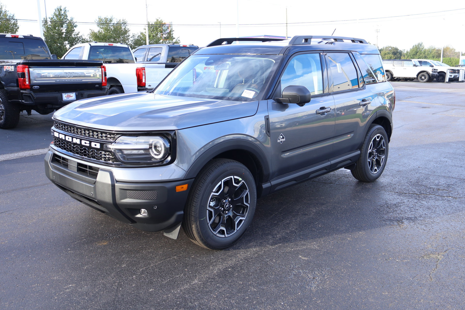 New 2026 Ford Bronco Sport Outer Banks w/ Outer Banks Tech Package+ AWD/4WD image 11