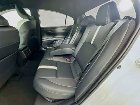 Certified 2025 Toyota Camry SE image 23