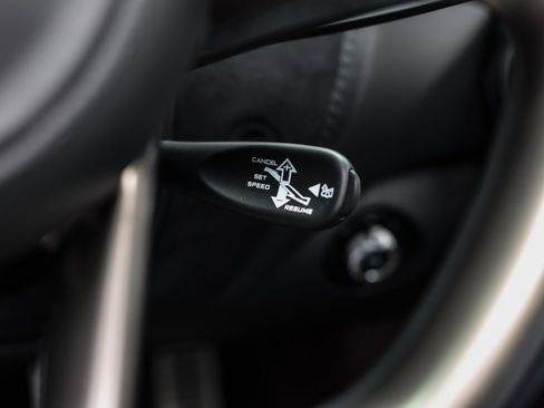 Used 2018 McLaren 720S Performance image 35