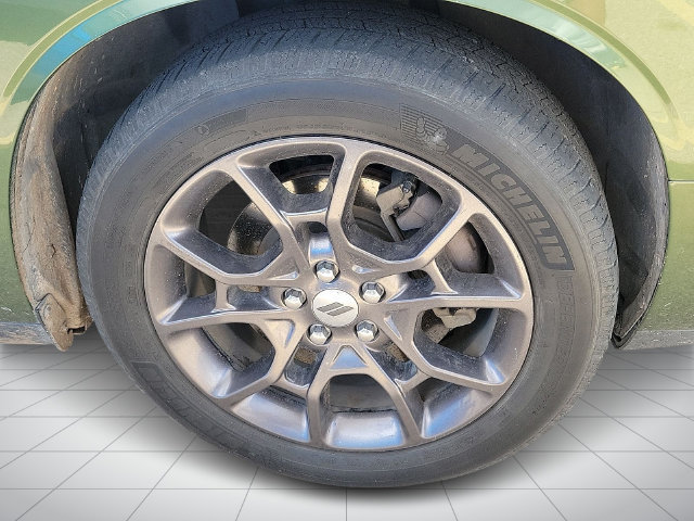 Used 2018 Dodge Challenger GT w/ Blacktop Package AWD/4WD image 5