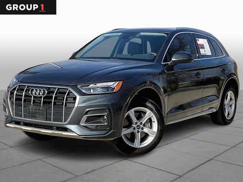 Used 2024 Audi Q5 Premium image 1