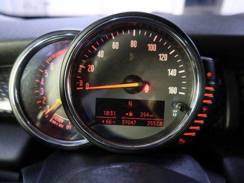 Used 2015 MINI Cooper S image 21