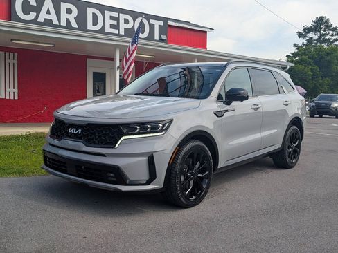 Used 2022 Kia Sorento SX FWD image 2