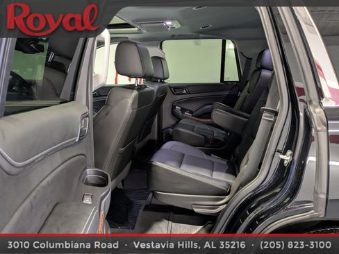 Used 2020 Chevrolet Tahoe Premier w/ Premier 6.2L Value Package image 18