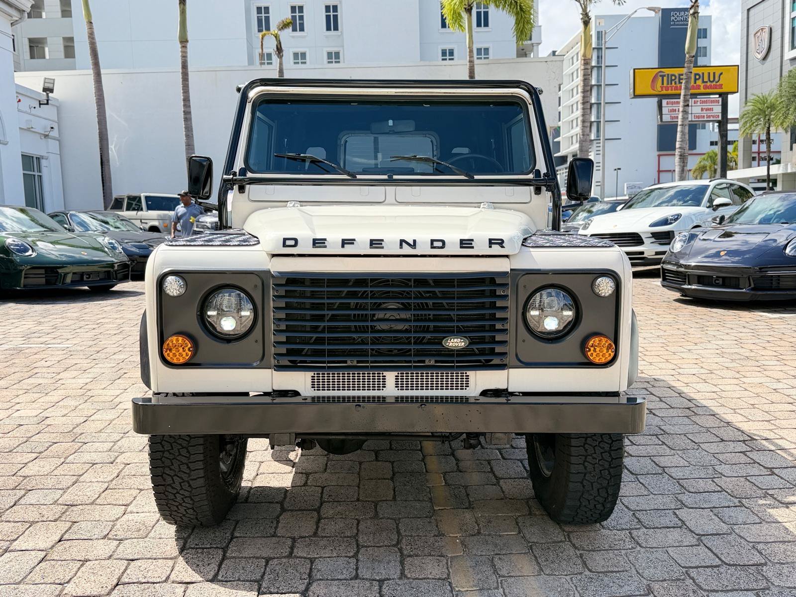 Used 1997 Land Rover Defender 90 AWD/4WD image 4