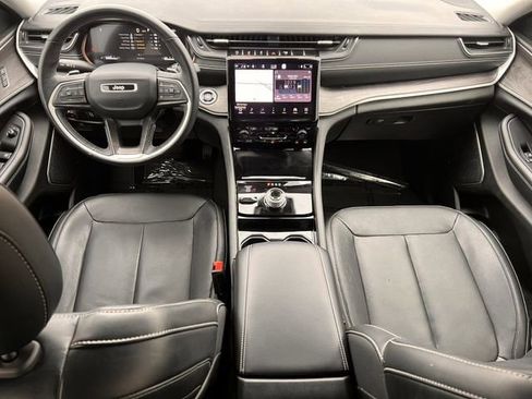 Used 2021 Jeep Grand Cherokee L Limited image 12