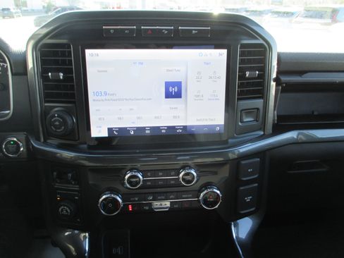 Used 2022 Ford F150 XLT w/ Equipment Group 302A High AWD/4WD image 17