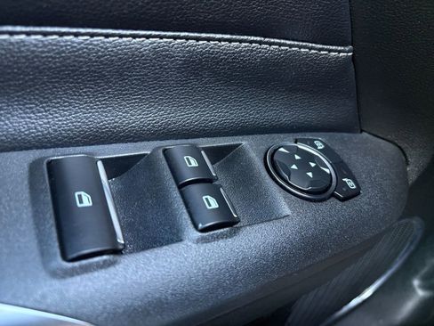 Used 2023 Ford Mustang Premium image 11