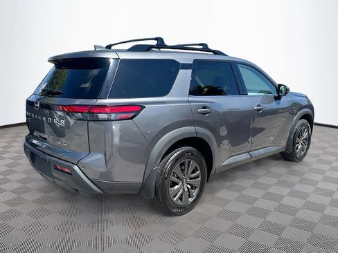 Used 2024 Nissan Pathfinder SV AWD/4WD image 6