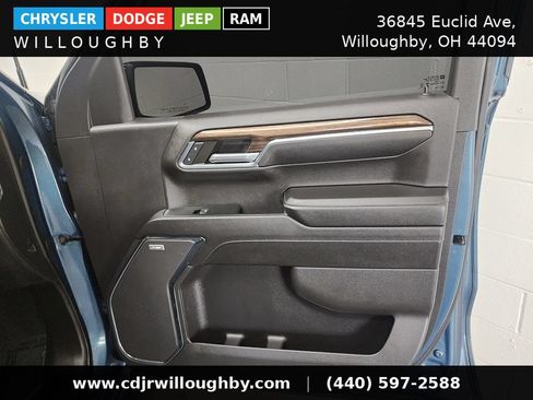 Used 2024 Chevrolet Silverado 1500 LT Trail Boss w/ Convenience Package II AWD/4WD image 38