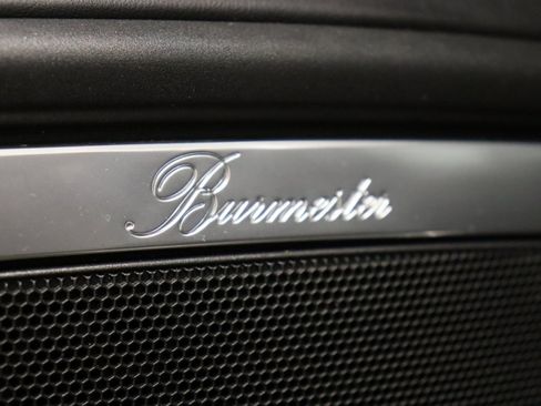 Used 2012 Porsche Cayenne Turbo image 8