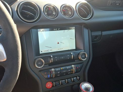 Used 2016 Ford Mustang Shelby GT350 w/ Technology Package image 23