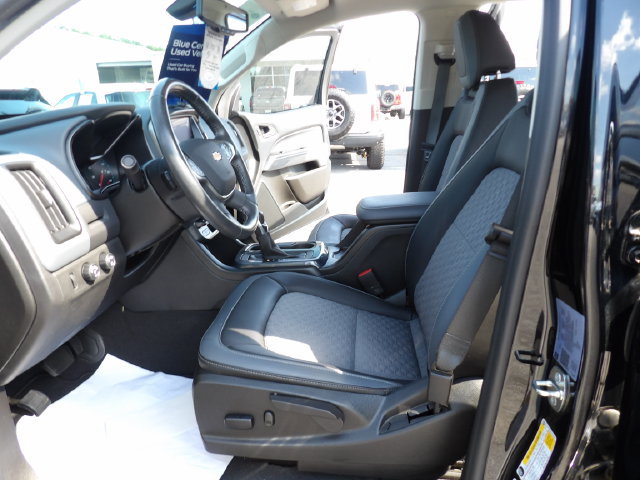 Used 2022 Chevrolet Colorado Z71 AWD/4WD image 28