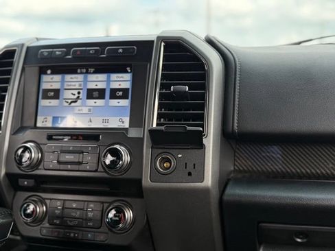 Used 2018 Ford F150 Raptor w/ Equipment Group 802A Luxury AWD/4WD image 25