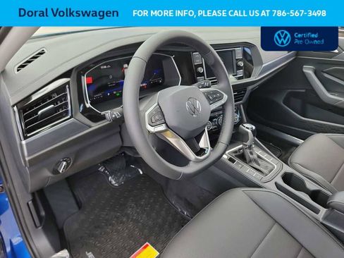 Used 2023 Volkswagen Jetta SE w/ Panoramic Sunroof Package FWD image 19