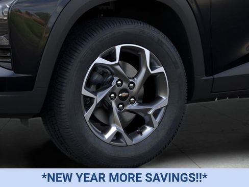 New 2026 Chevrolet Trax LT w/ Driver Confidence Package image 9