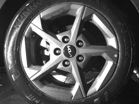 Used 2025 Kia K4 FWD image 18