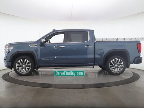 Used 2026 GMC Sierra 1500 Denali w/ Denali Reserve Package AWD/4WD image 9
