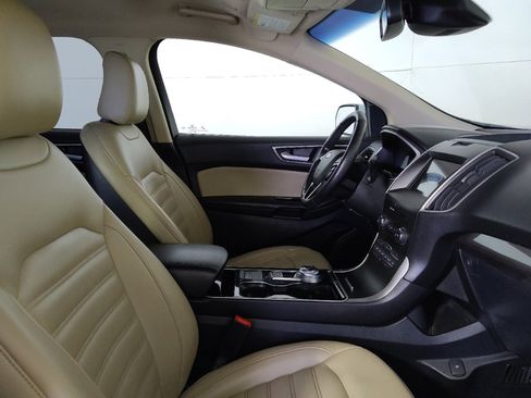 Used 2020 Ford Edge SEL FWD image 21