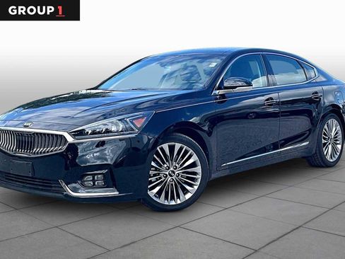 Used 2019 Kia Cadenza Limited FWD image 1