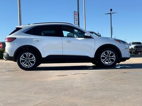 Used 2021 Ford Escape SEL image 7