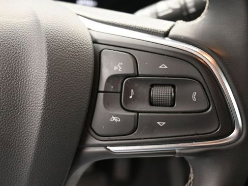 Used 2025 Buick Encore GX Preferred image 26