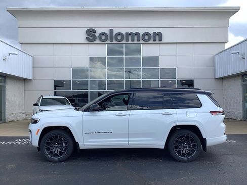 New 2026 Jeep Grand Cherokee L Summit AWD/4WD image 1