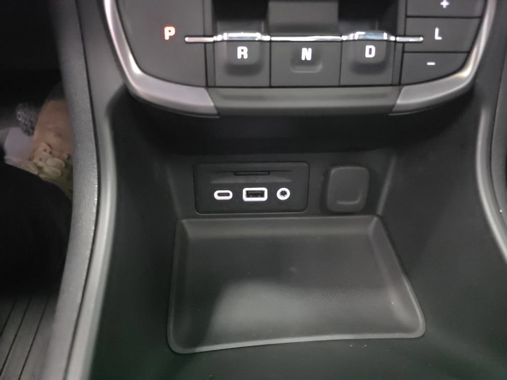 Certified 2022 GMC Terrain AT4 w/ Infotainment Package II AWD/4WD image 28